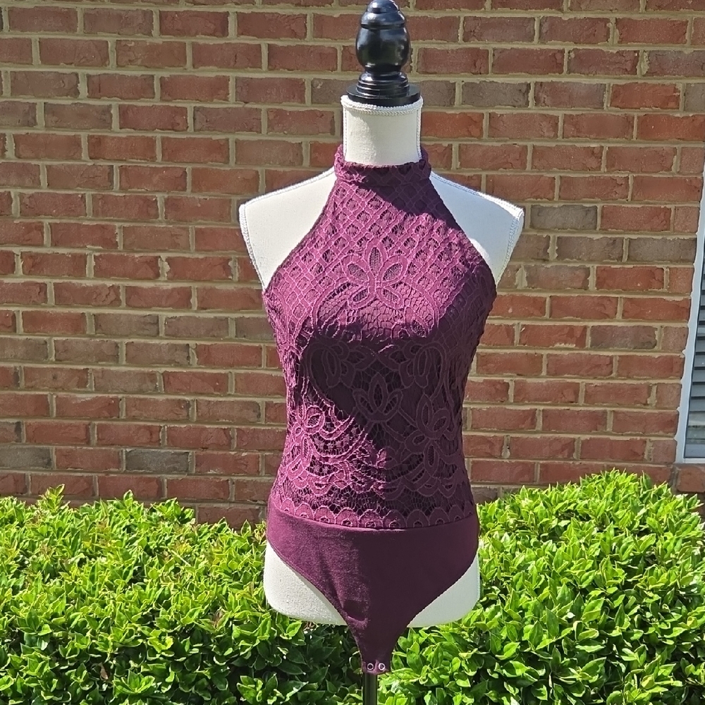 Nanamacs Wine Lace Mock Neck Bodysuit Size M